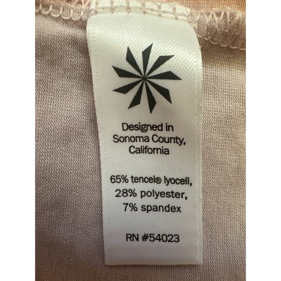 Athleta Ultimate Side Knot Short Sleeve Tee - Picture 6 of 6